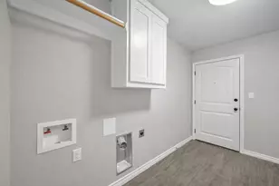 228 St Charles Dr, Springtown, TX 76082 - Photo 14
