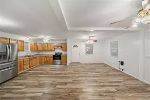 15 Hill Ln, Coldspring, TX 77331 - Photo 4