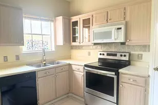 7575 Cambridge St, Houston, TX 77054 - Photo 4