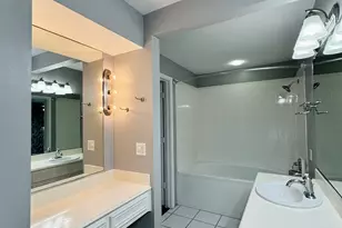 3502 Burlington St, Houston, TX 77006 - Photo 16