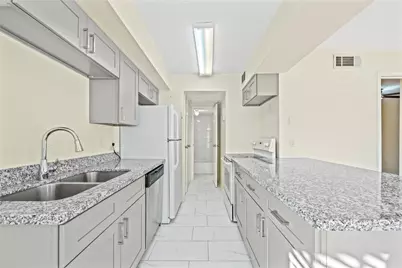 2750 Holly Hall Street #1510, Houston, TX 77054 - Photo 6