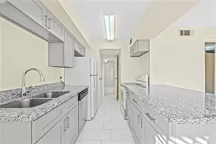 2750 Holly Hall St, Houston, TX 77054 - Photo 6