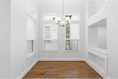 960 W 24th Street, Houston, TX 77008 - Photo 12