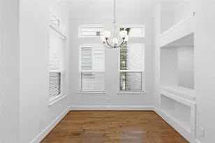 960 W 24th St, Houston, TX 77008 - Photo 12