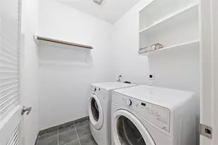 960 W 24th St, Houston, TX 77008 - Photo 30