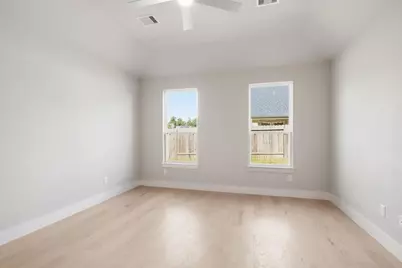 3206 Elm Bough Court, Conroe, TX 77301 - Photo 10