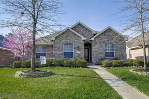 22 Powers Bend Wy, The Woodlands, TX 77382 - Photo 1