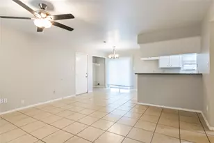 206 N Forest Dr, Willis, TX 77378 - Photo 4