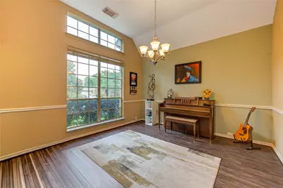 19811 Clear Glen Drive, Humble, TX 77346 - Photo 6
