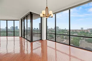 1111 Bering Dr, Houston, TX 77057 - Photo 1