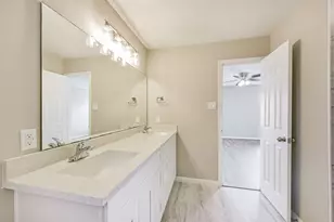 6219 Presidio Dr, Houston, TX 77053 - Photo 20