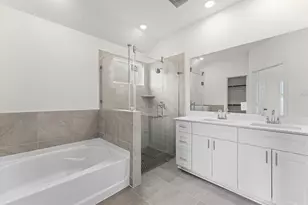 3214 Emerald Hls Dr, Angleton, TX 77516 - Photo 14