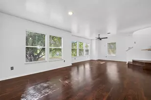 2735 Woodridge Manor Dr, Houston, TX 77087 - Photo 12