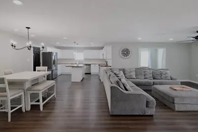 526 County Road 4321, Dayton, TX 77535 - Photo 8