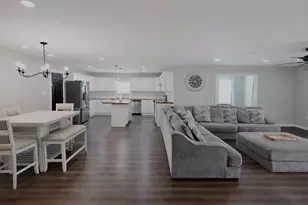 526 Co Rd 4321, Dayton, TX 77535 - Photo 8