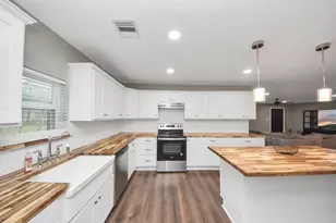 526 Co Rd 4321, Dayton, TX 77535 - Photo 16