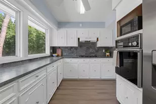 406 E 2nd St, Corrigan, TX 75939 - Photo 12