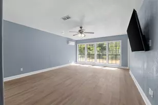 406 E 2nd St, Corrigan, TX 75939 - Photo 28