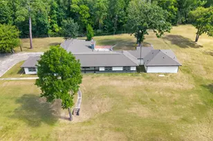 406 E 2nd St, Corrigan, TX 75939 - Photo 40