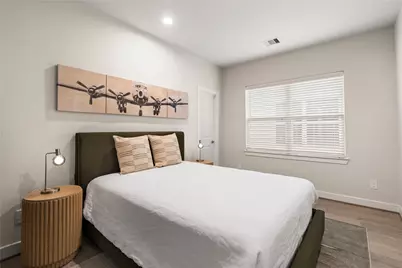 3923 Willowbend Point Drive, Houston, TX 77025 - Photo 32