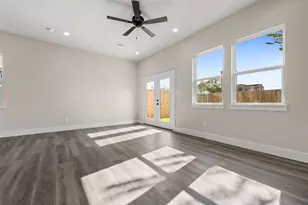 7220 Avenue B, Houston, TX 77011 - Photo 14