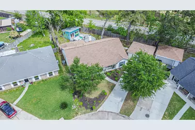 7214 Bayou Woods Drive, Houston, TX 77088 - Photo 48