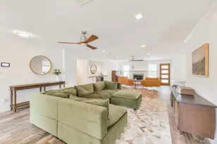 7214 Bayou Woods Dr, Houston, TX 77088 - Photo 2