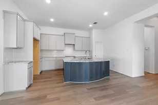 1090 Oakhurst Dr, Dayton, TX 77535 - Photo 12