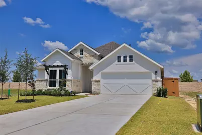 1090 Oakhurst Drive, Dayton, TX 77535 - Photo 2
