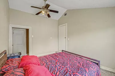 126 Huisache Street, Lake Jackson, TX 77566 - Photo 16