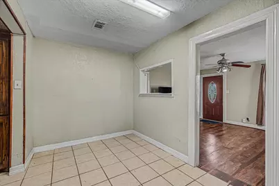 126 Huisache Street, Lake Jackson, TX 77566 - Photo 12
