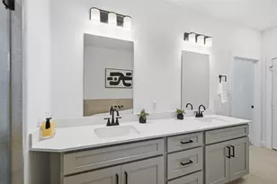 1528 Armada Dr, Houston, TX 77091 - Photo 32