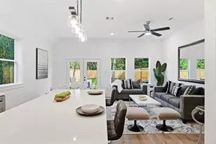 1528 Armada Dr, Houston, TX 77091 - Photo 14
