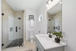 1528 Armada Dr, Houston, TX 77091 - Photo 40