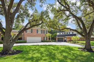 3665 Knollwood St, Houston, TX 77019 - Photo 46