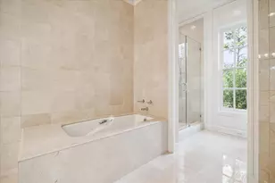 3665 Knollwood St, Houston, TX 77019 - Photo 22