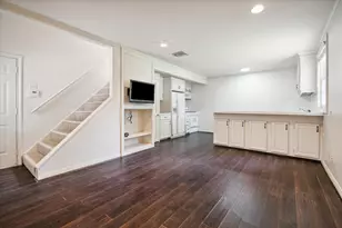 3665 Knollwood St, Houston, TX 77019 - Photo 42