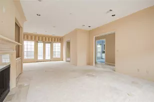 9506 Bayou Brook St, Houston, TX 77063 - Photo 6