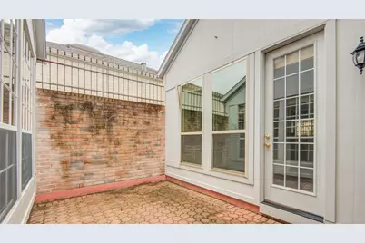 9506 Bayou Brook Street, Houston, TX 77063 - Photo 12