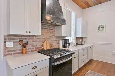 1808 Avenue K, Galveston, TX 77550 - Photo 14