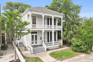 1808 Avenue K, Galveston, TX 77550 - Photo 32