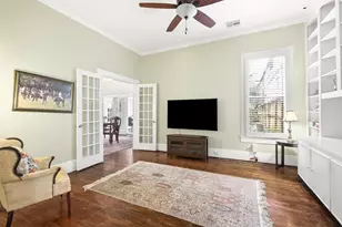 220 Marshall St, Houston, TX 77006 - Photo 10