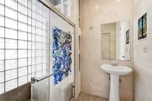 220 Marshall St, Houston, TX 77006 - Photo 42
