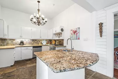 220 Marshall Street, Houston, TX 77006 - Photo 14