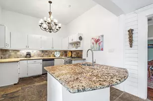 220 Marshall St, Houston, TX 77006 - Photo 14