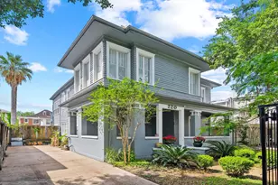 220 Marshall St, Houston, TX 77006 - Photo 1