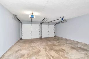 13627 Greenridge Dr, Sugar Land, TX 77498 - Photo 34