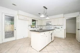 6702 Spring Leaf Dr, Spring, TX 77379 - Photo 34