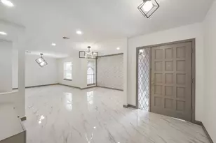 14202 Piping Rock Ln, Houston, TX 77077 - Photo 4