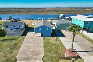 568 County Road 616, Sargent, TX 77414 - Photo 22